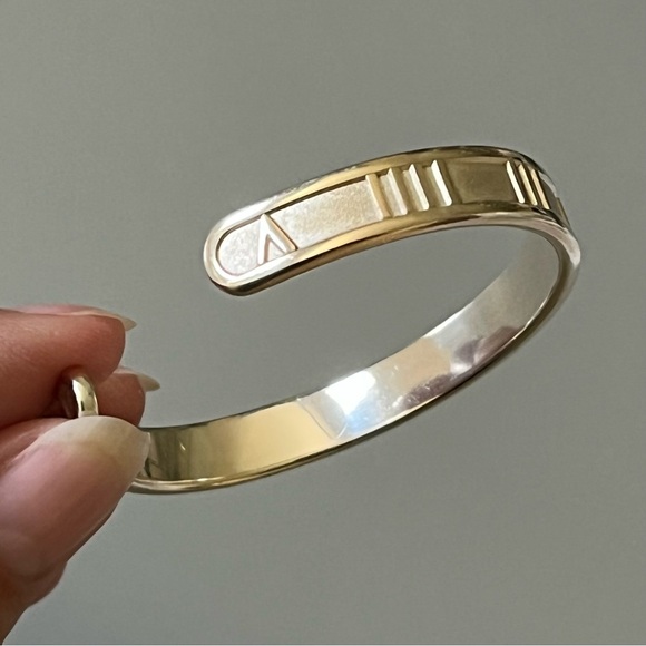 Tiffany & Co. Silver Atlas Roman Numeral Cuff Bracelet - Picture 4 of 8